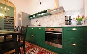 F & B Collection - Lux & Artdeco